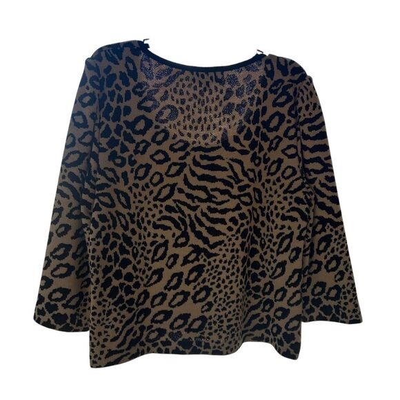 St. John Collection cheetah leopard Animal Print Sweater 14 - Picture 4 of 5